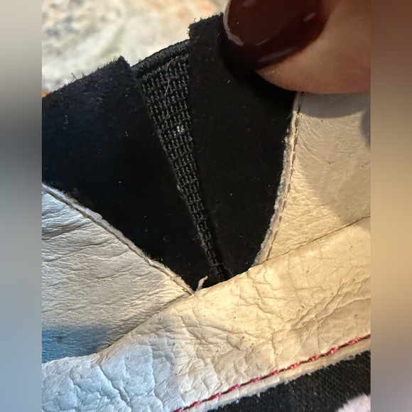 Juicy Couture Black High Heeled shoes. Size 7.5. EUC. So sexy and classic - Picture 13 of 13